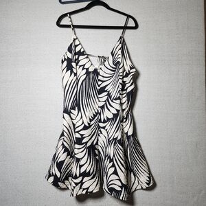 H & M Size XL Elegant Navy and Cream Leaf Print Spagetyi Strap Dress